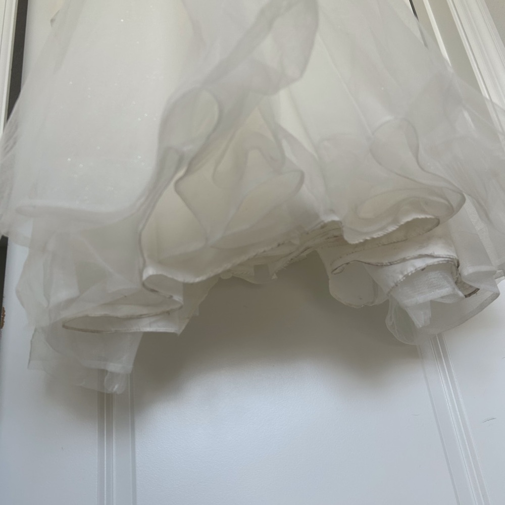 Maggie Sottero Stevie  Size:8 Ivory 2022 wedding dress - Picture 10 of 15